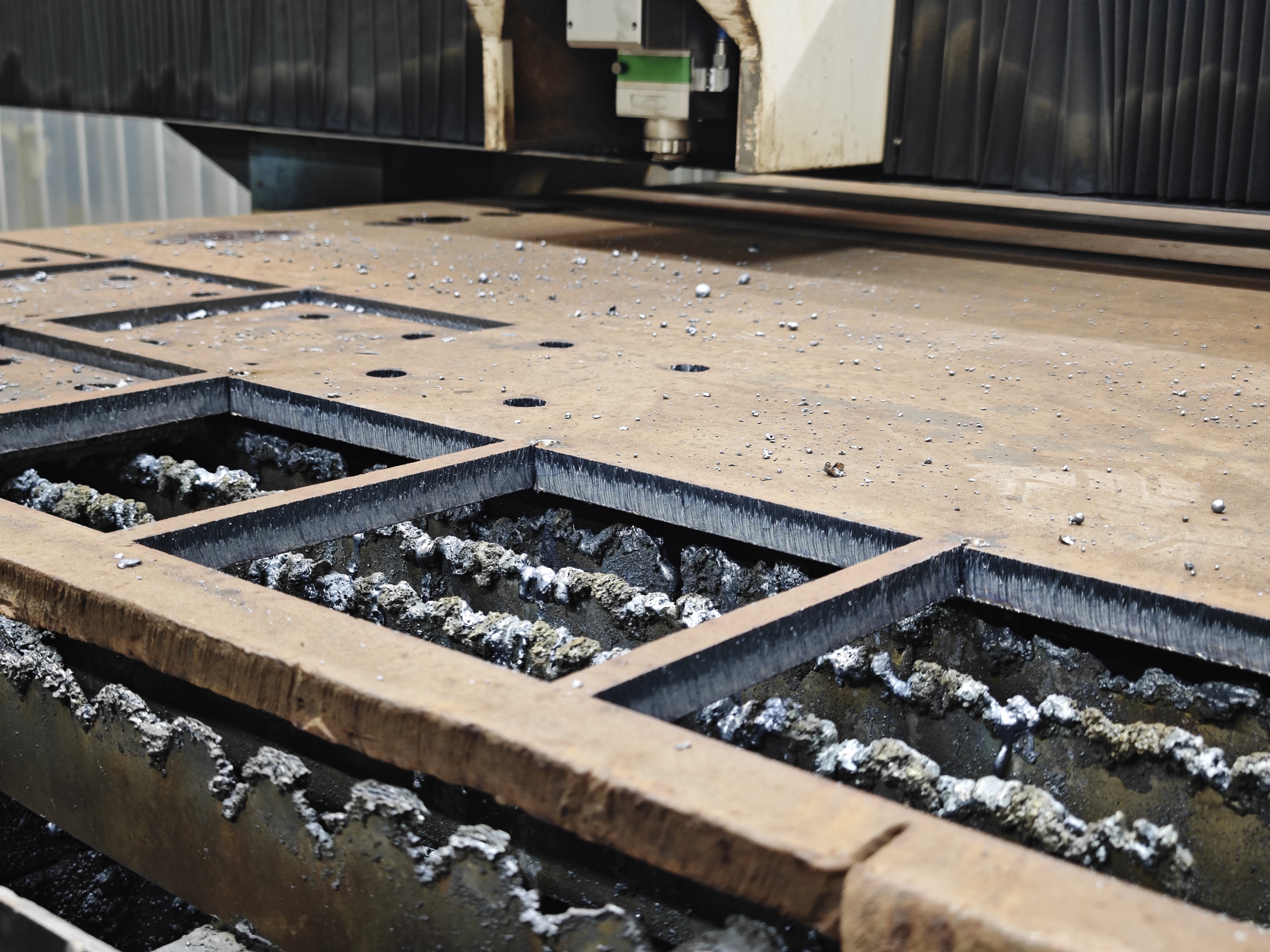 Лазерная резка деталей из металла — производство А Групп