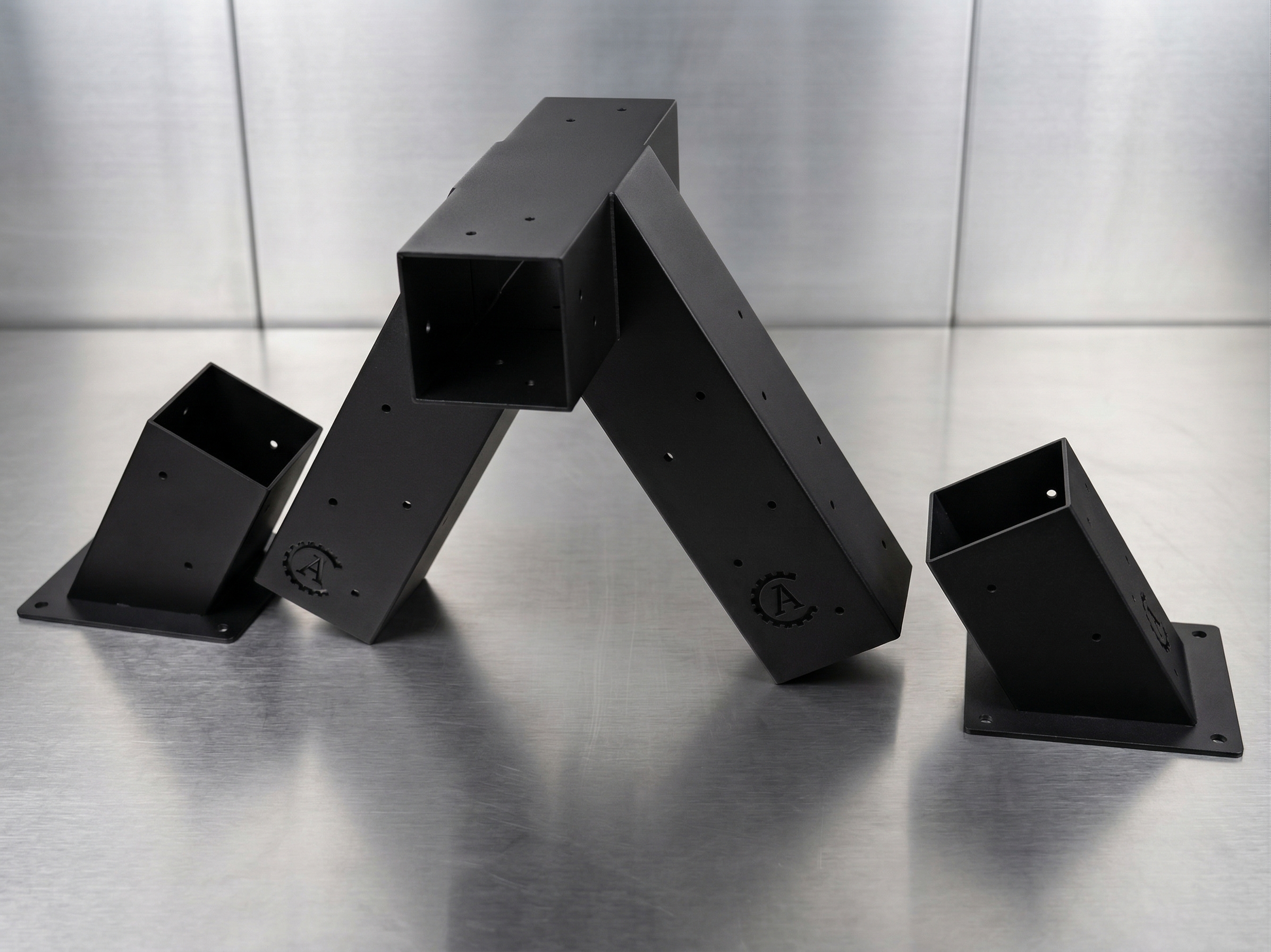 Кронштейны и крепёж