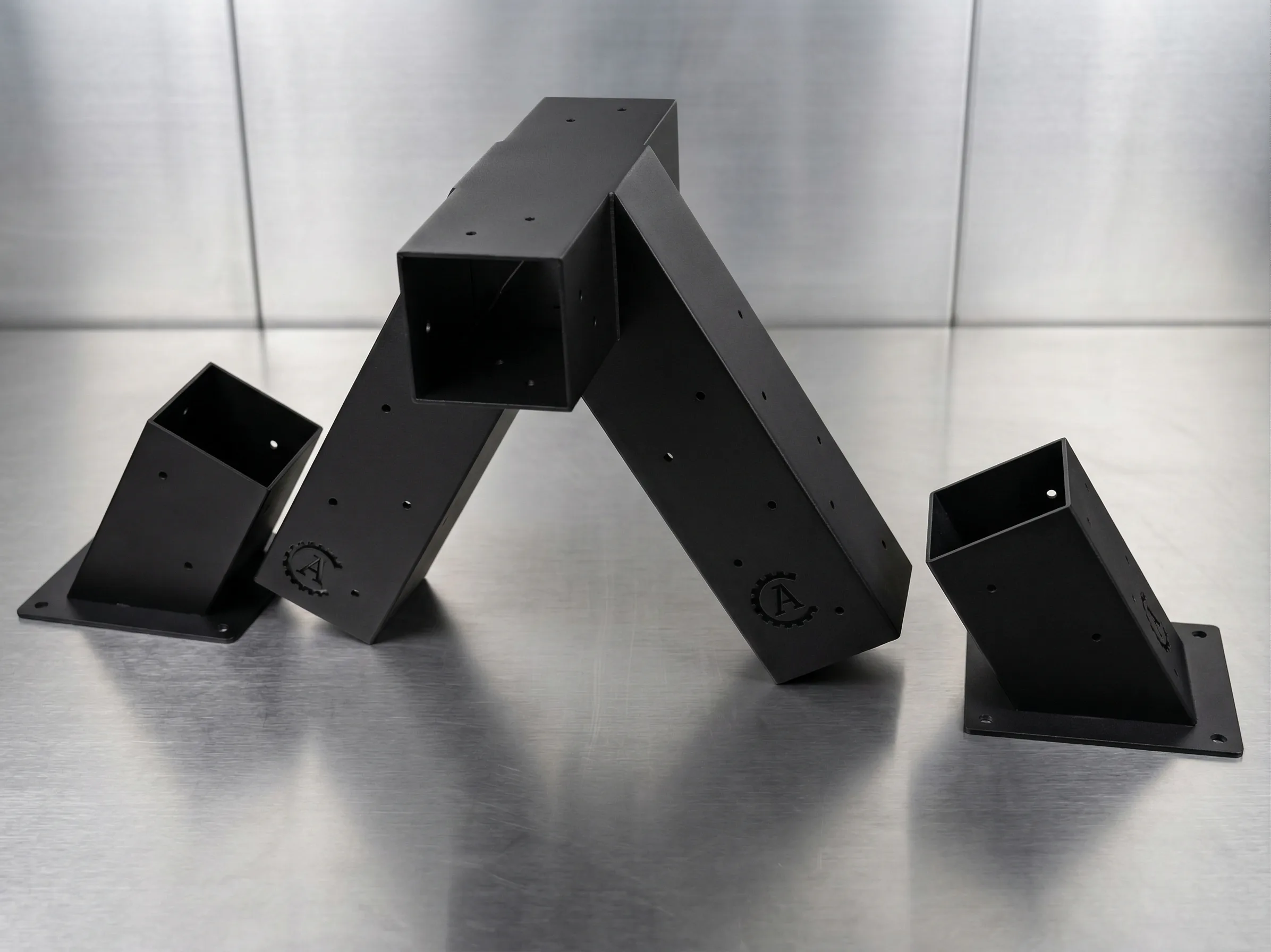 Кронштейны и крепёж